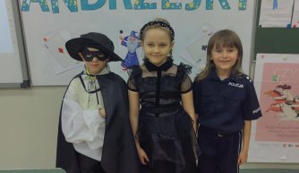 Andrzejki w klasach 0–III 