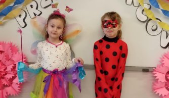 Jak co roku w karnawale, dzieci bawią się wspaniale