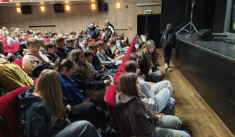 Wyjazd uczniów na spektakl teatralny „Balladyna”