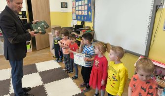 II miejsce w konkursie plastycznym "Z mlekiem zima nam nie straszna"