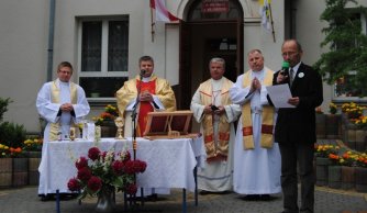 Uroczystości 5 rocznicy nadania szkole imienia Jana Pawła II