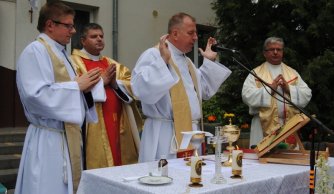 Uroczystości 5 rocznicy nadania szkole imienia Jana Pawła II